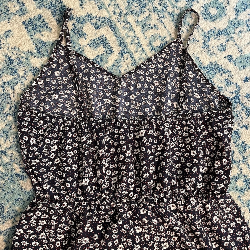 SHEIN Flower Romper, size Large - Picture 6 of 6